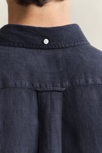 Kort&auml;rmad linneskjorta