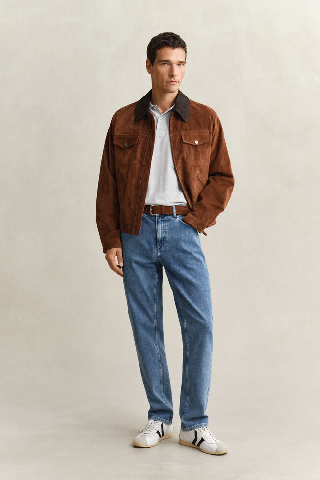 Regular fit jeans i stilren tv&auml;tt