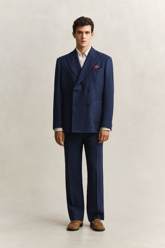 Indigof&auml;rgad kavaj i b&auml;ckeb&ouml;lja