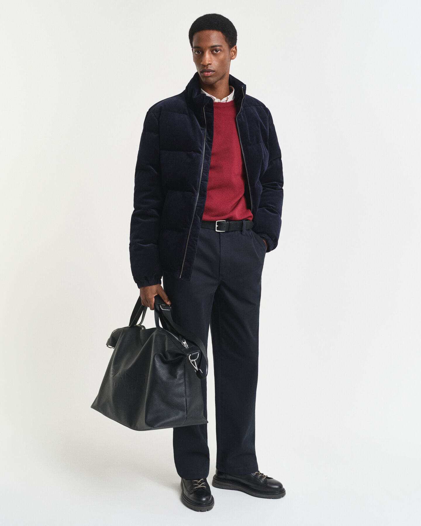 Rundhalsad tr&ouml;ja i superfin lammull