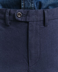 Slim fit jeans i bomull med fiskbensm&ouml;nster