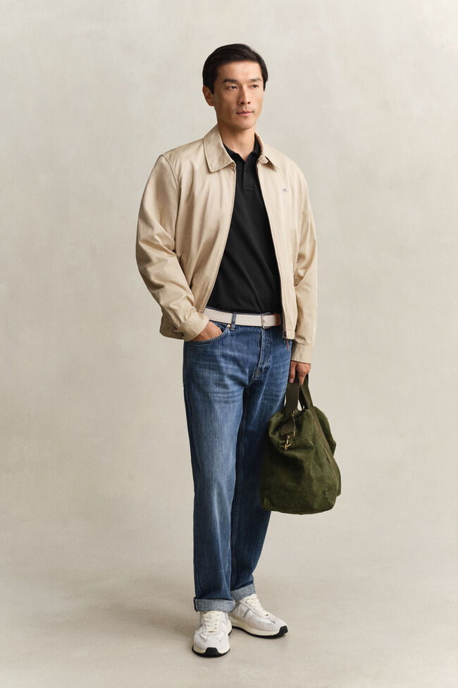 Slim fit Shield pik&eacute;tr&ouml;ja