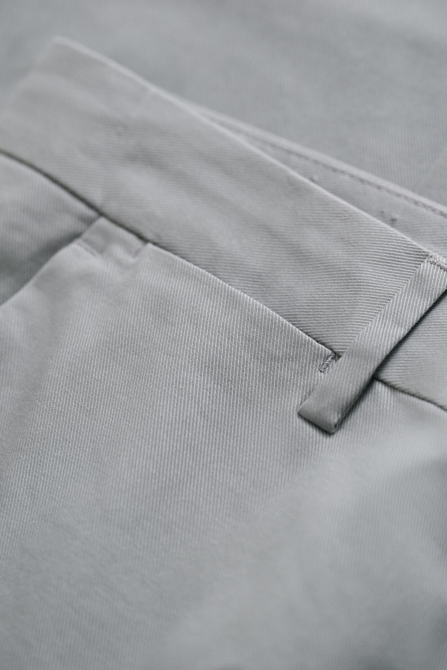 Eleganta chinos med slim fit