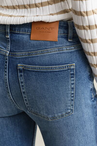 Utst&auml;llda stretchjeans