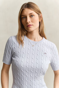 Kabelstickad kort&auml;rmad tr&ouml;ja