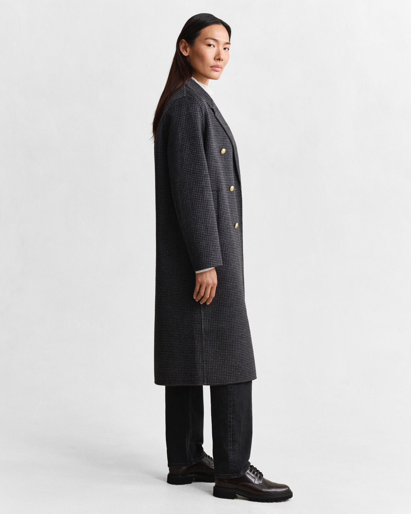 Rutig kappa med handsydda detaljer