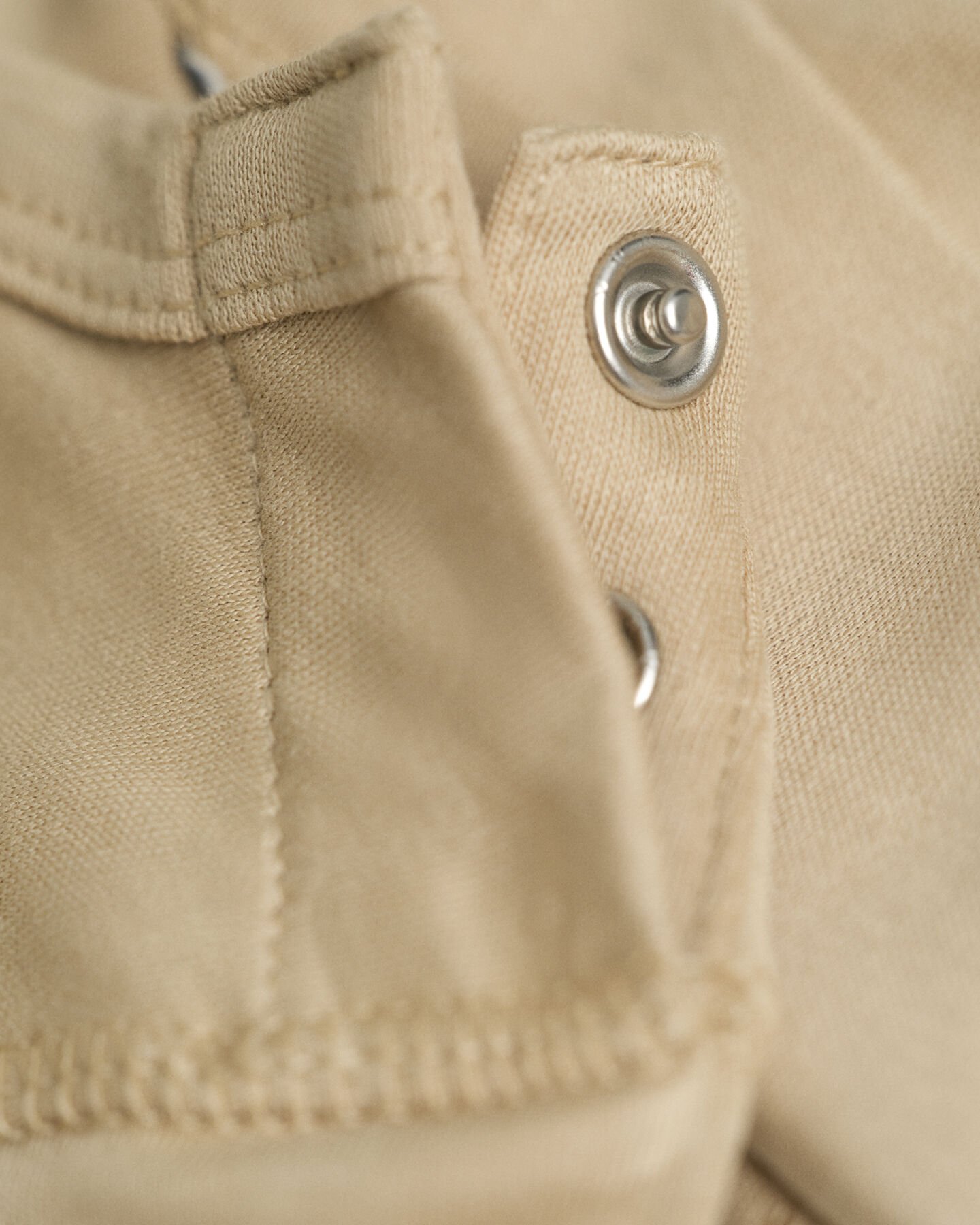 Baby hundm&ouml;nstrad body och m&ouml;ssa