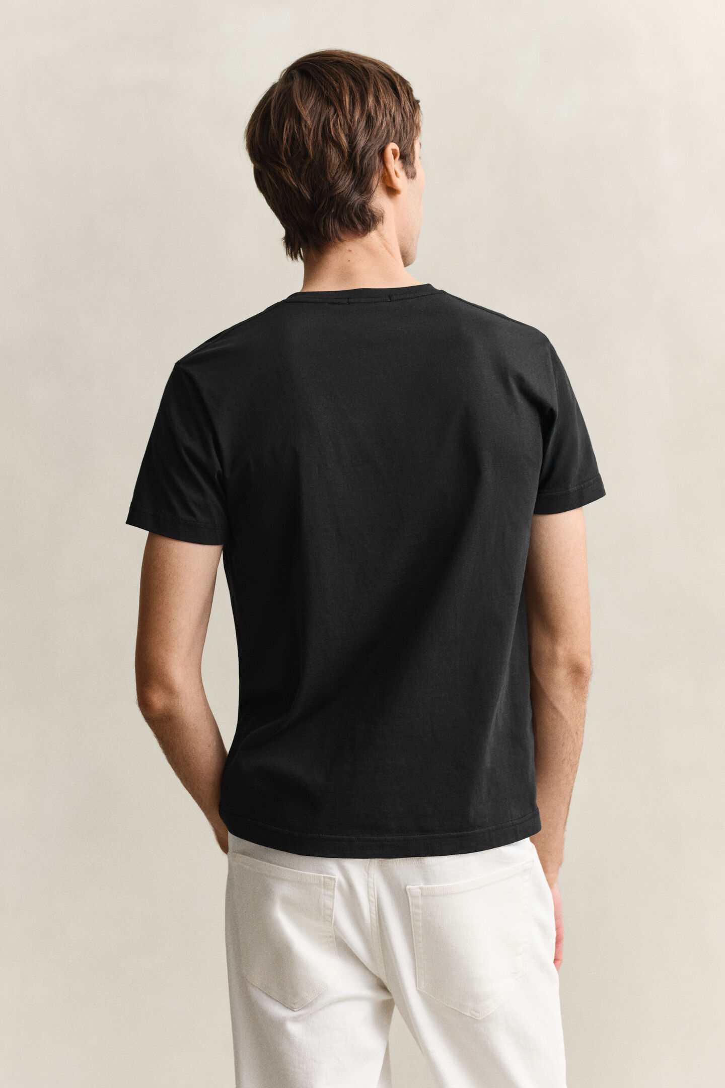 Slim fit Shield V-ringad T-shirt