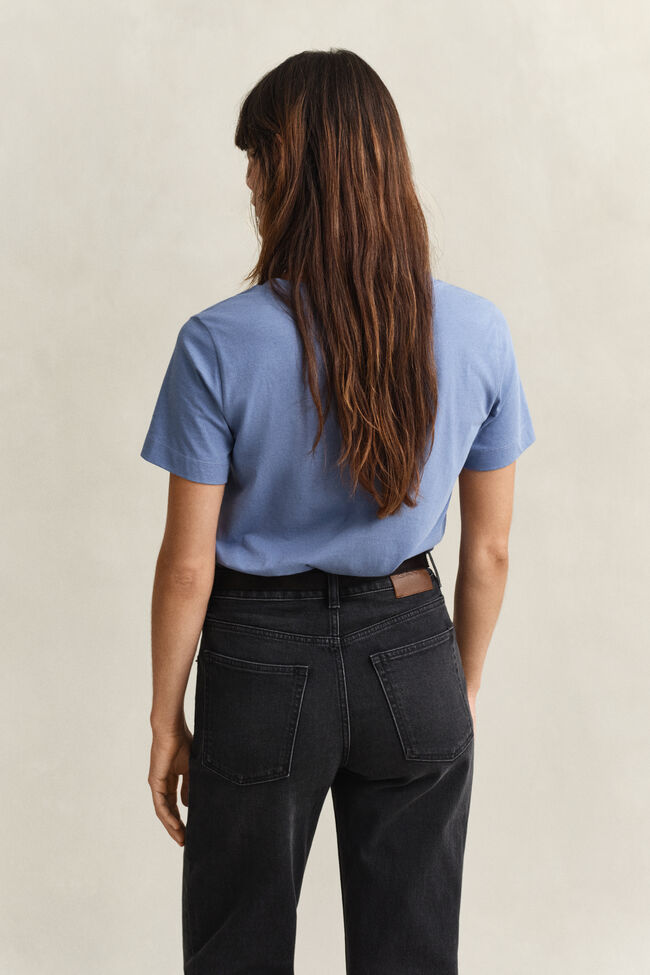 Shield V-ringad T-shirt