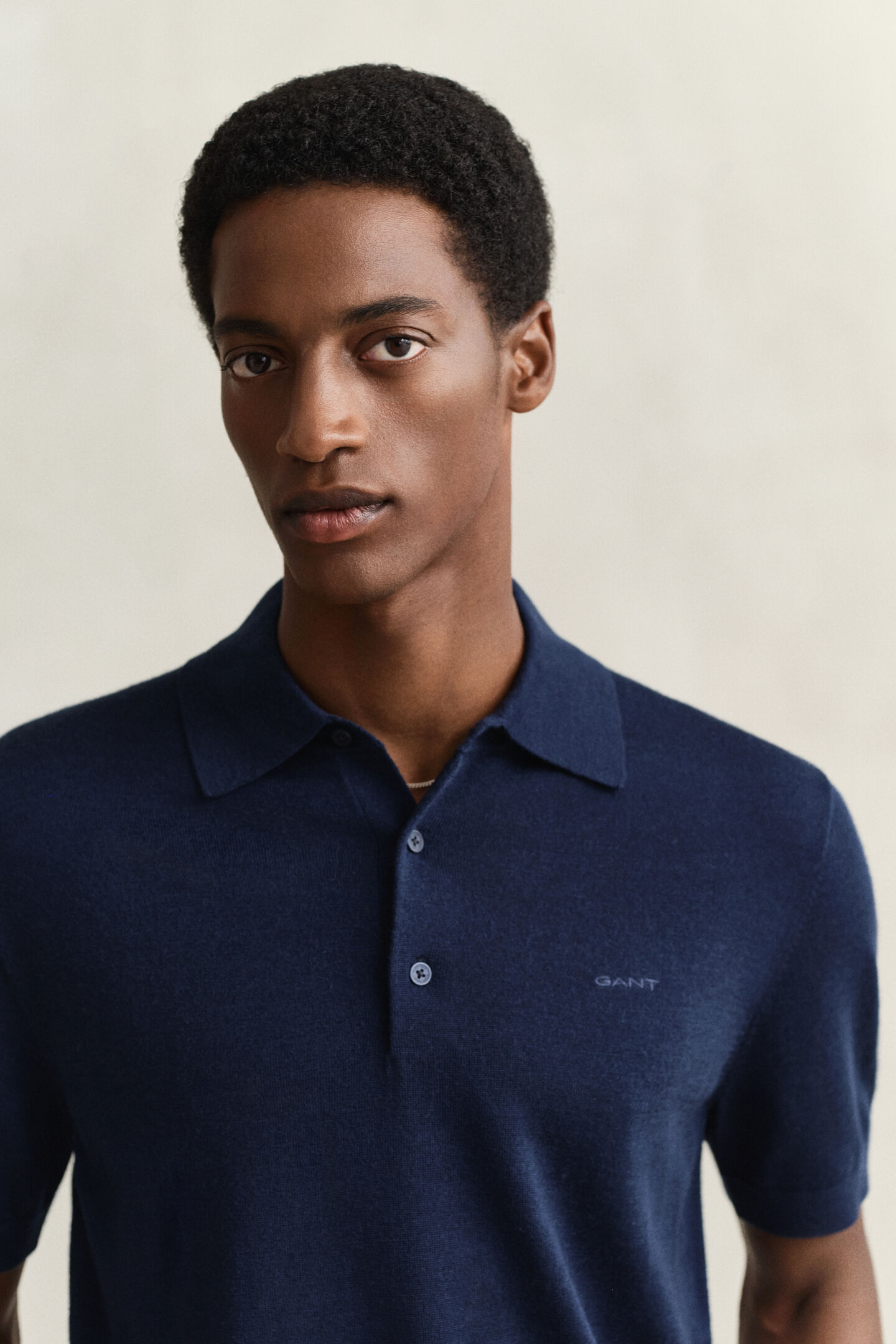 Kort&auml;rmad pik&eacute;tr&ouml;ja i extra fin merinoull