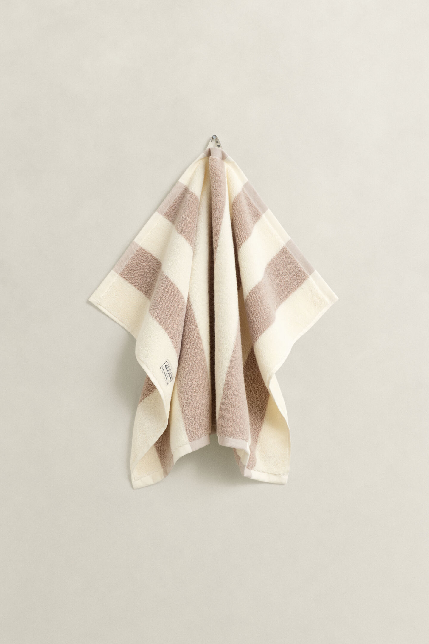 Randig handduk 50 x 70 cm