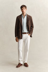 Klassisk oxfordskjorta med mellanbreda r&auml;nder