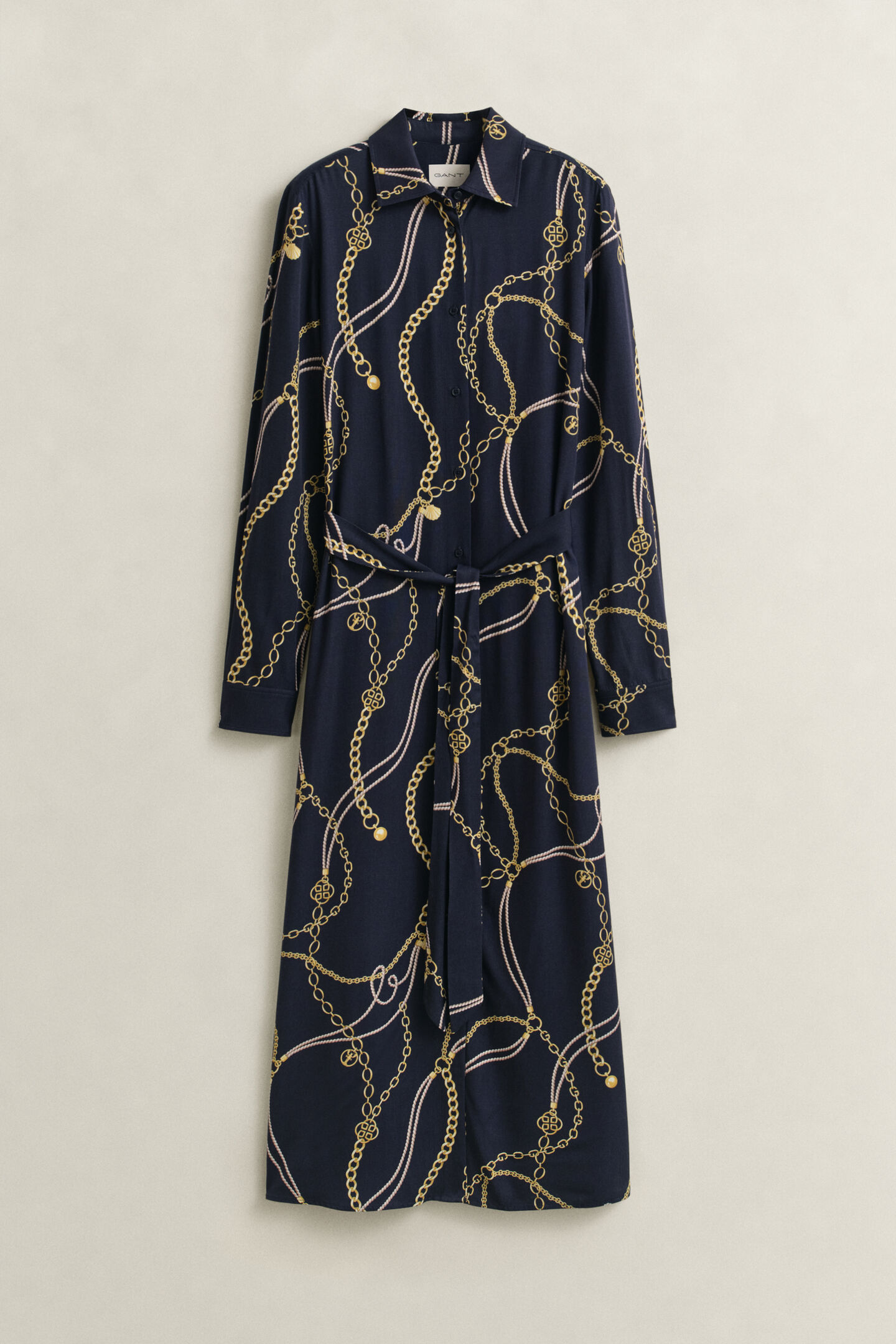 M&ouml;nstrad skjortkl&auml;nning