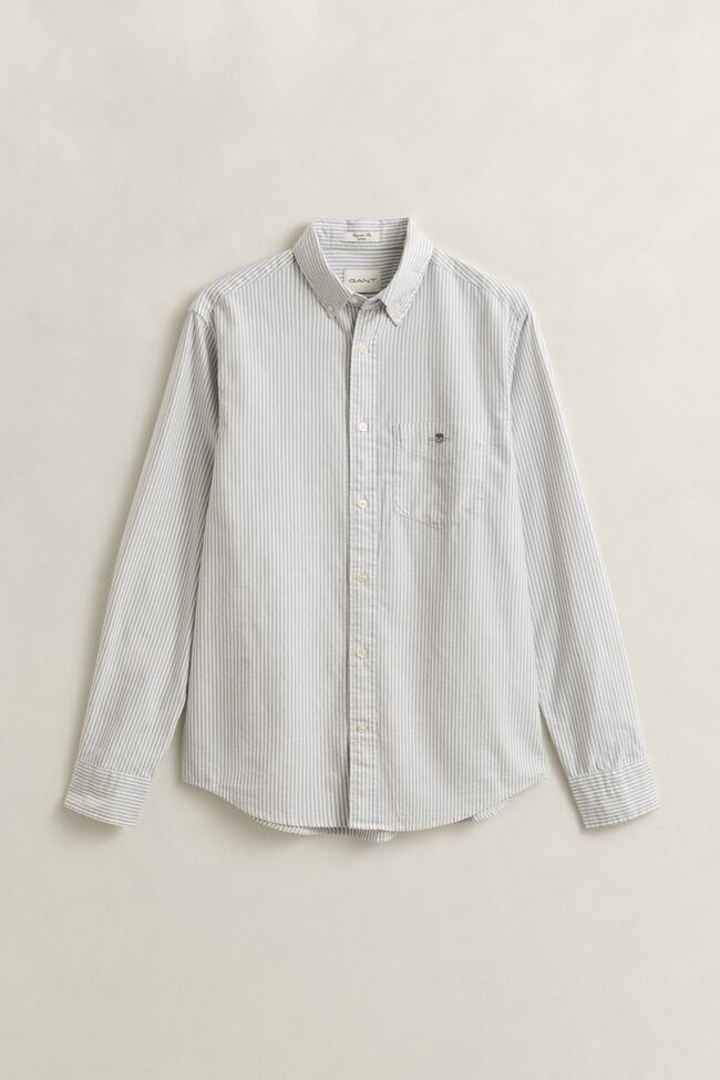 Klassisk oxfordskjorta med mellanbreda r&auml;nder