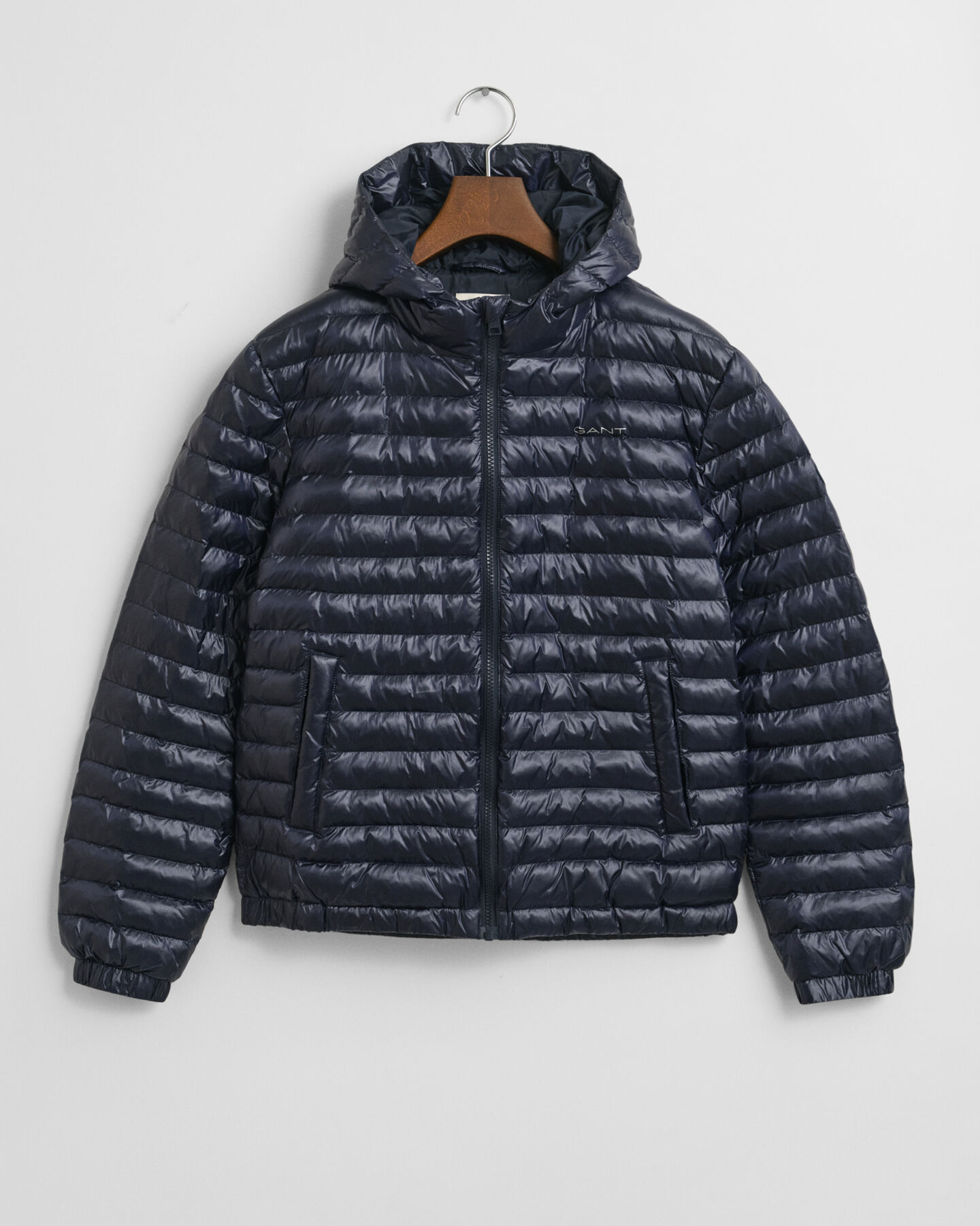 Teens glansig l&auml;tt vadderad jacka