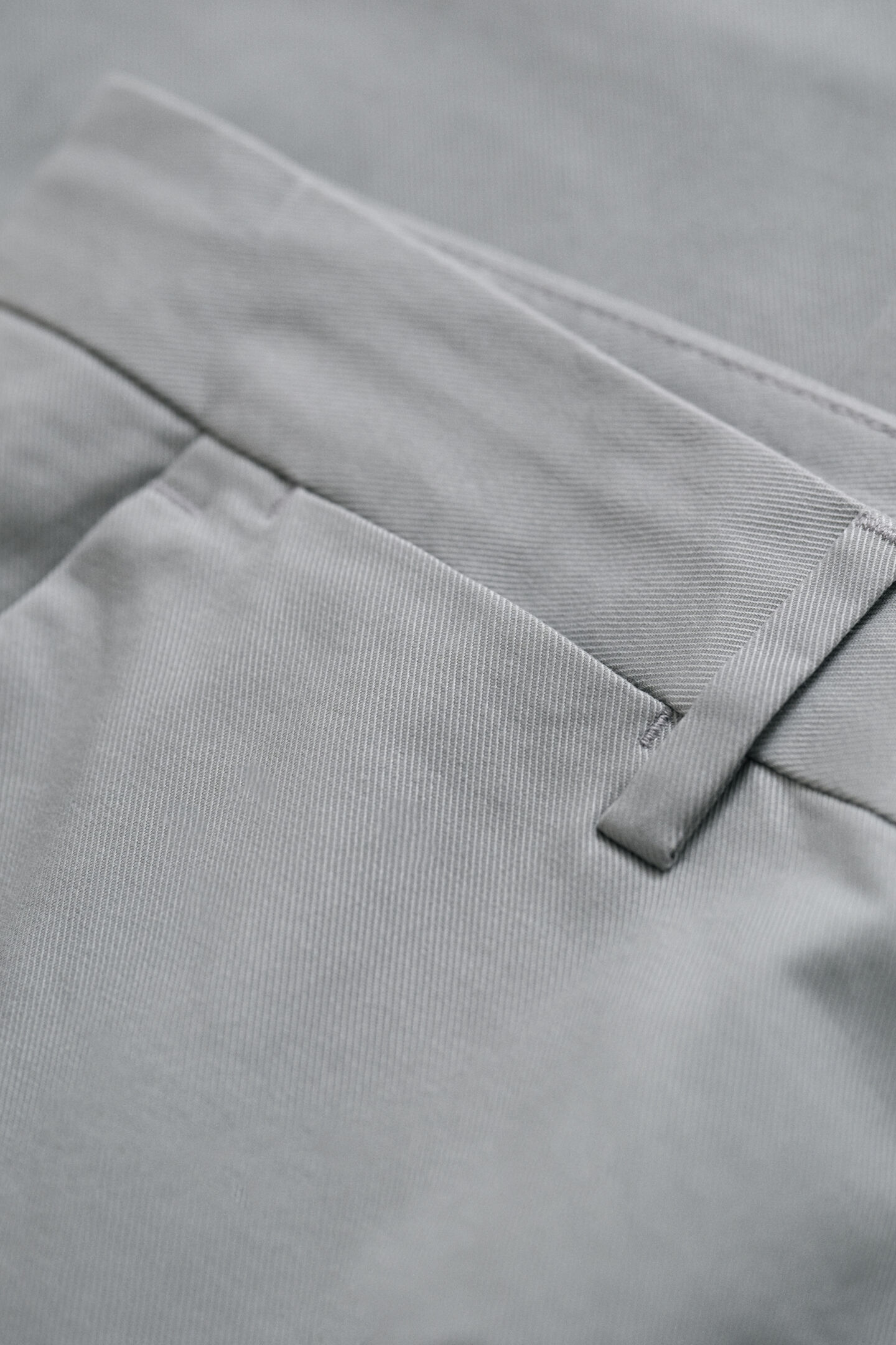 Eleganta chinos med regular fit