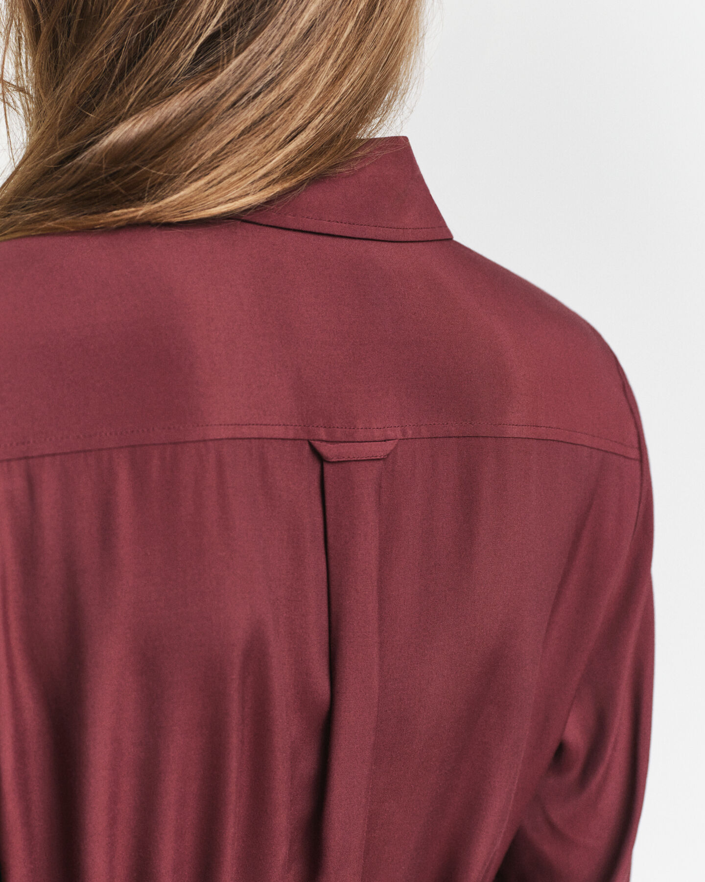 Midiskjortkl&auml;nning i viskos