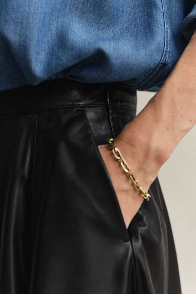 Utst&auml;lld l&auml;derkjol