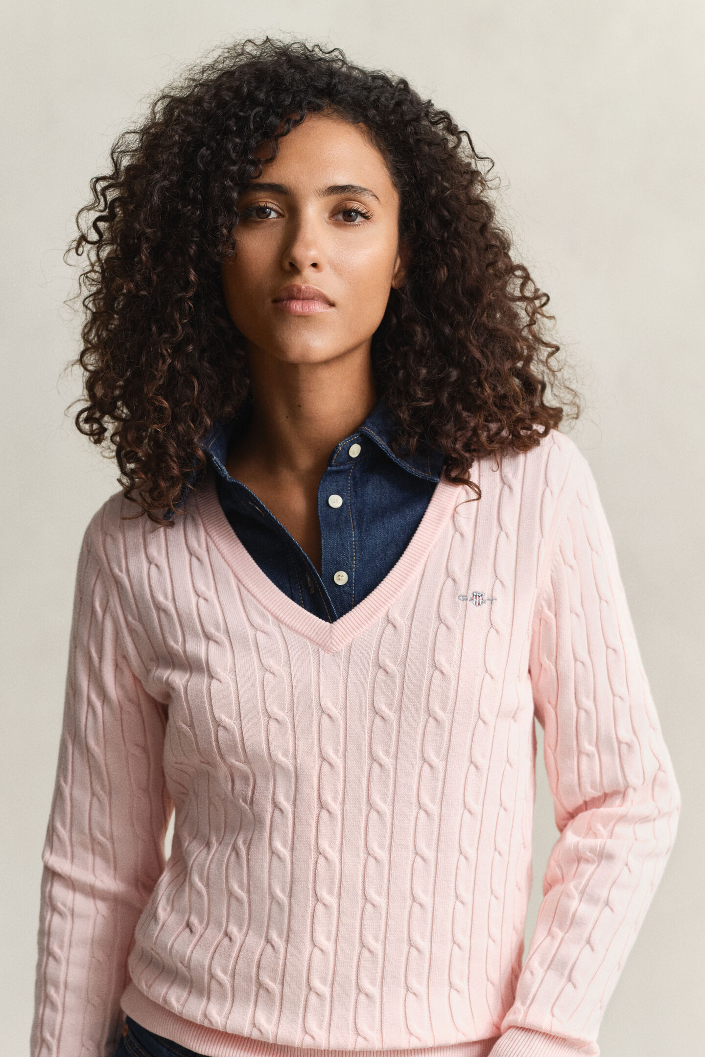 V-ringad kabelstickad tr&ouml;ja