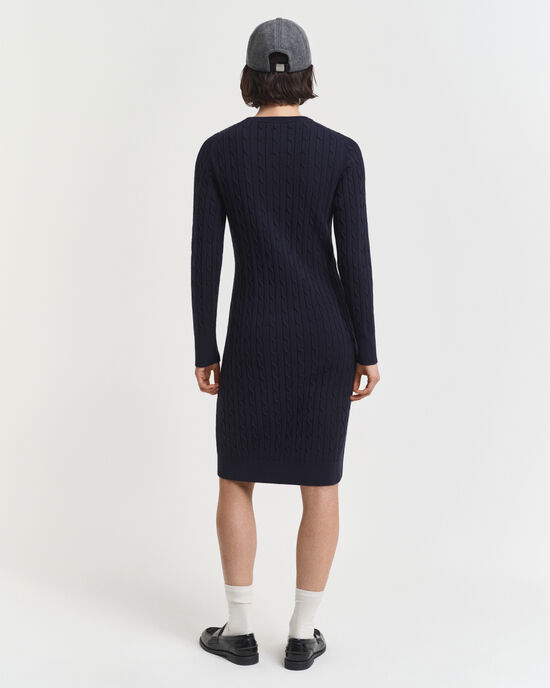 Kabelstickad kl&auml;nning med rund halsringning i bomullsstretch