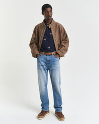 Broderad pik&eacute;tr&ouml;ja