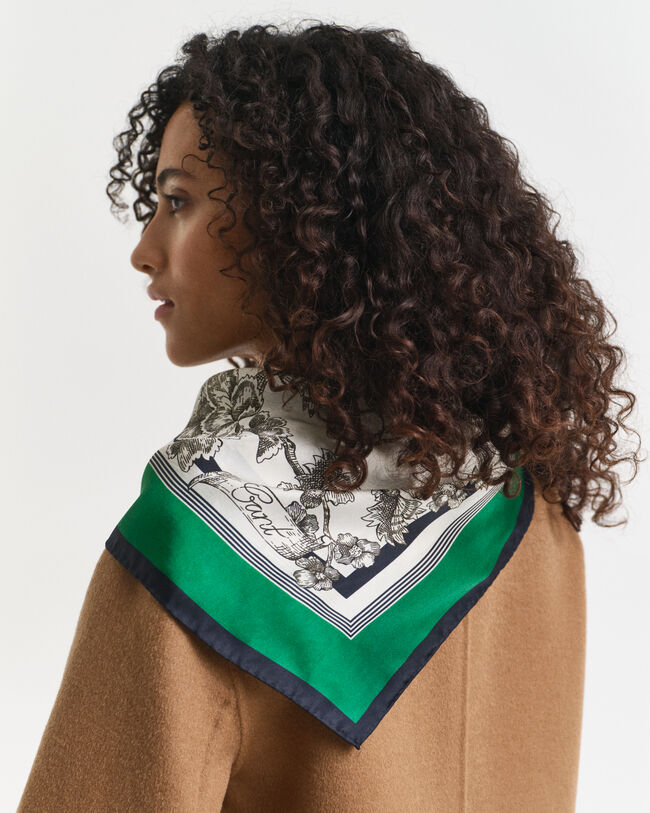 Silkessjal med tr&auml;dm&ouml;nster