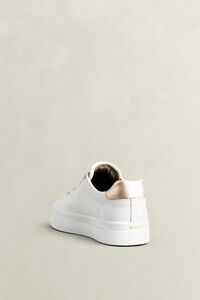 Avona metallicf&auml;rgade sneakers i skinn