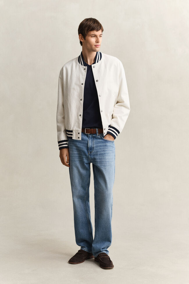 Slim fit Shield V-ringad T-shirt