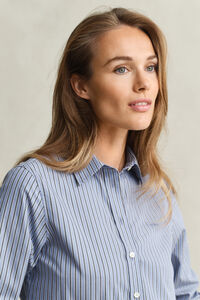 Regular fit randig poplinskjorta