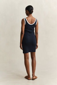 Ribbstickad kl&auml;nning