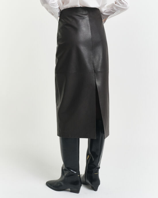 Midipennkjol i l&auml;der