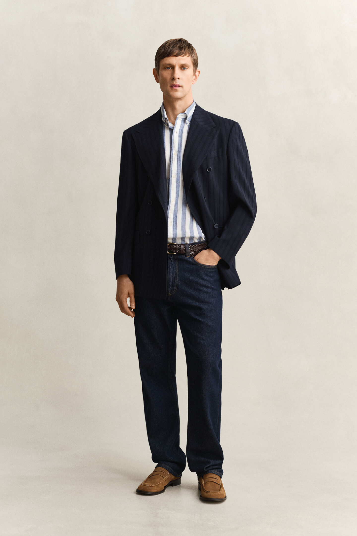 Randig kort&auml;rmad skjorta i linneblandning