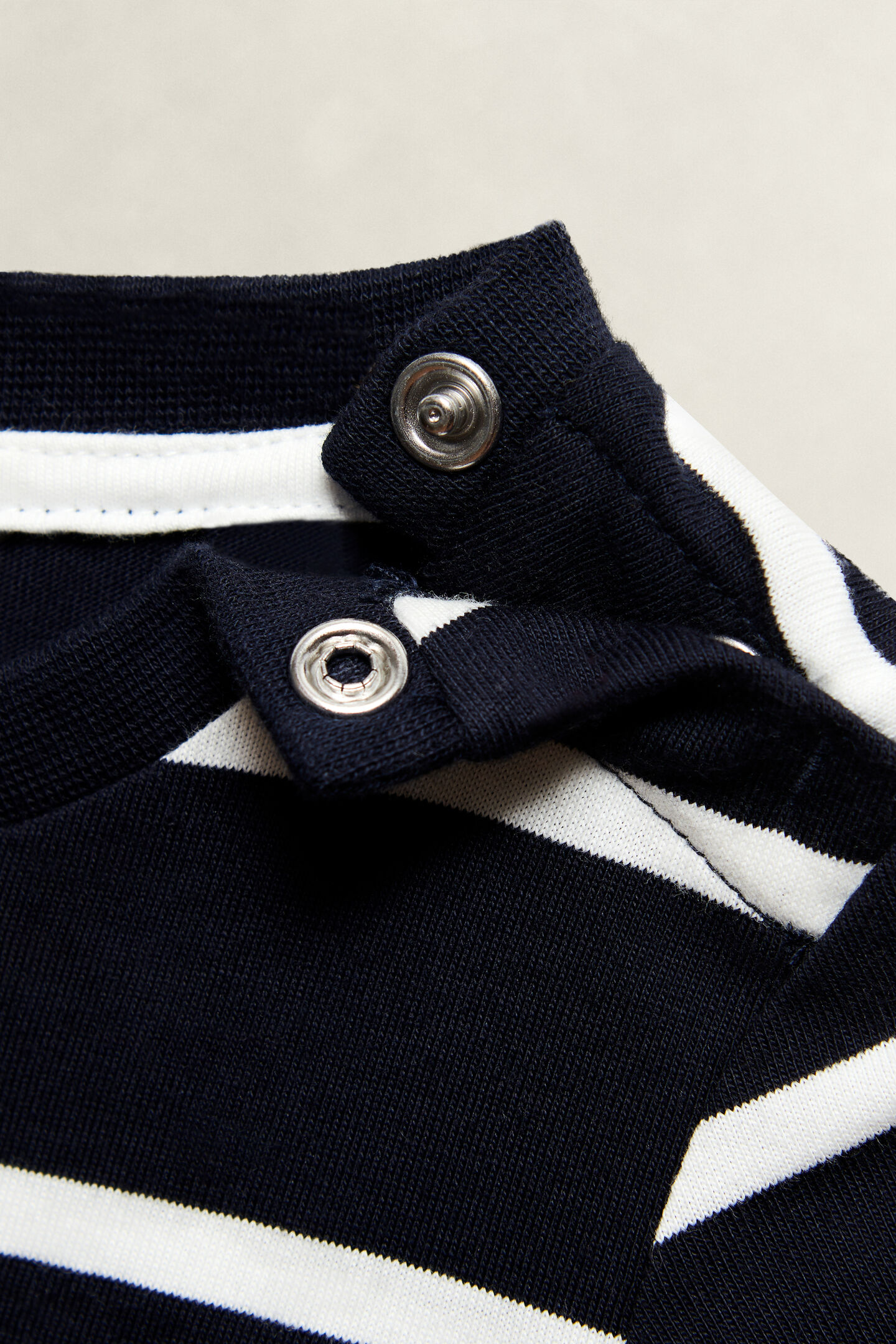 Boys randig T-shirt med logo