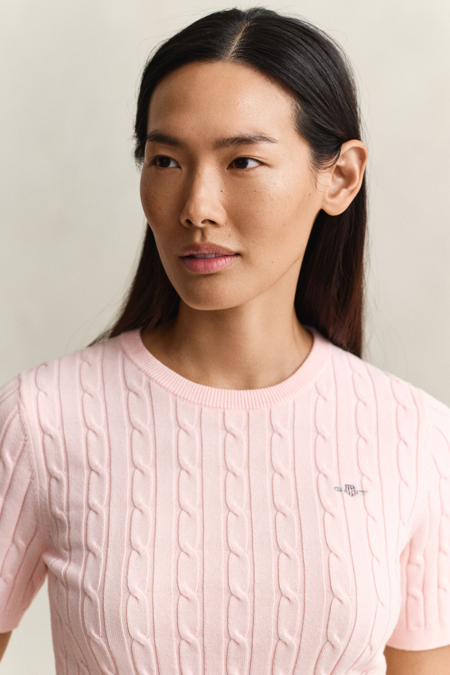 Kabelstickad kort&auml;rmad tr&ouml;ja