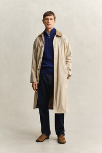 Kabelstickad bomullstr&ouml;ja med dragkedja vid hals&ouml;ppningen