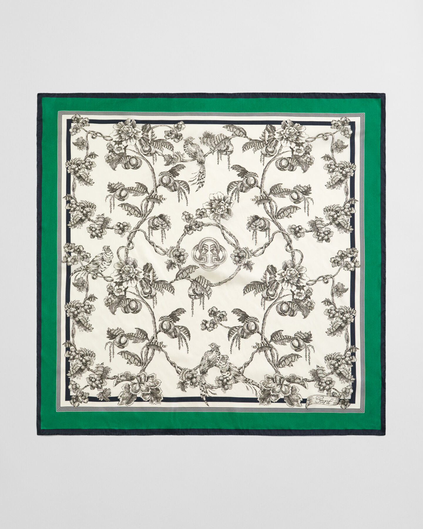 Silkessjal med tr&auml;dm&ouml;nster