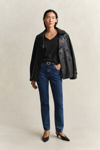 Shield V-ringad T-shirt