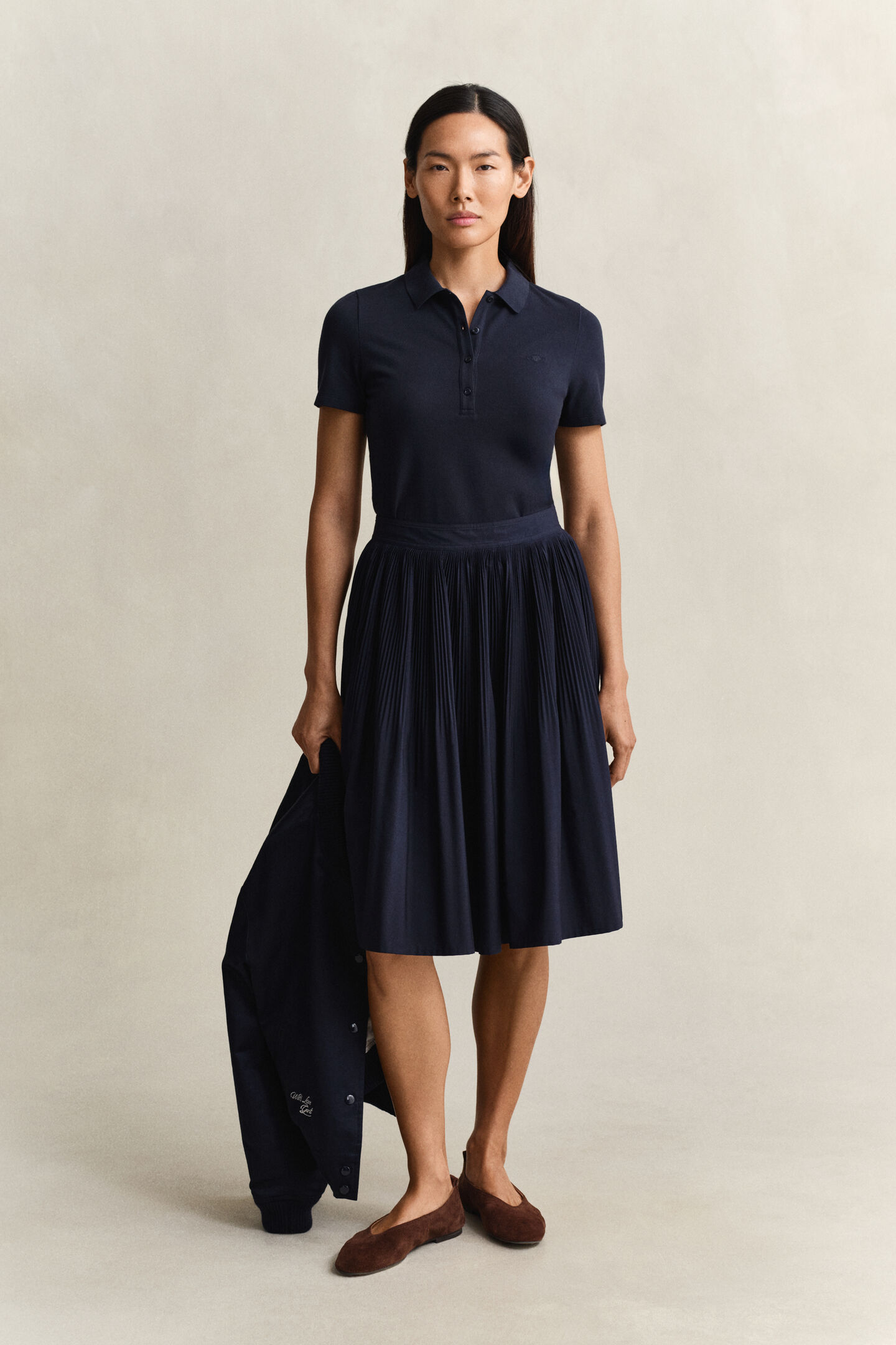 Slim fit Shield pik&eacute;tr&ouml;ja