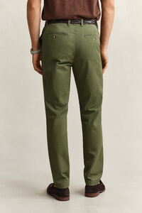 Klassiska chinos med slim fit