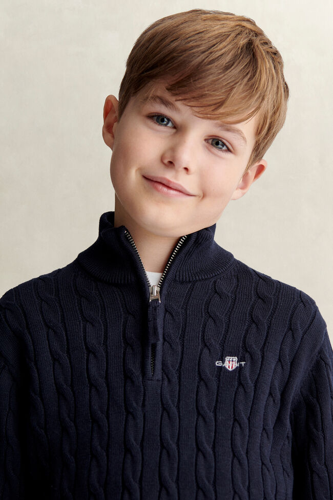 Teen Boys tr&ouml;ja med half-zip och sk&ouml;ldemblem