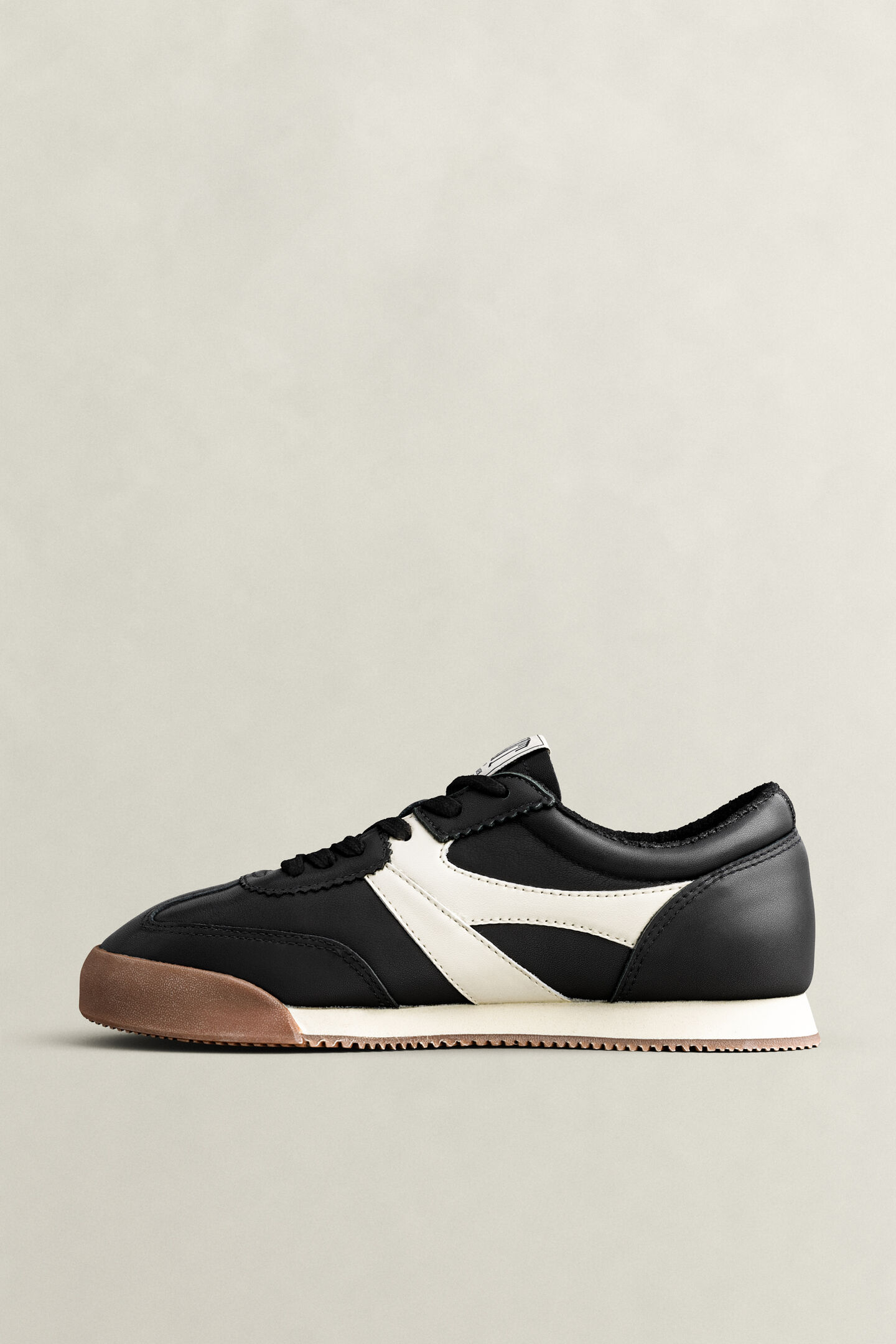 Beylana sneakers i skinn