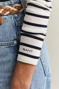 L&aring;ng&auml;rmad T-shirt med marininspirerade r&auml;nder