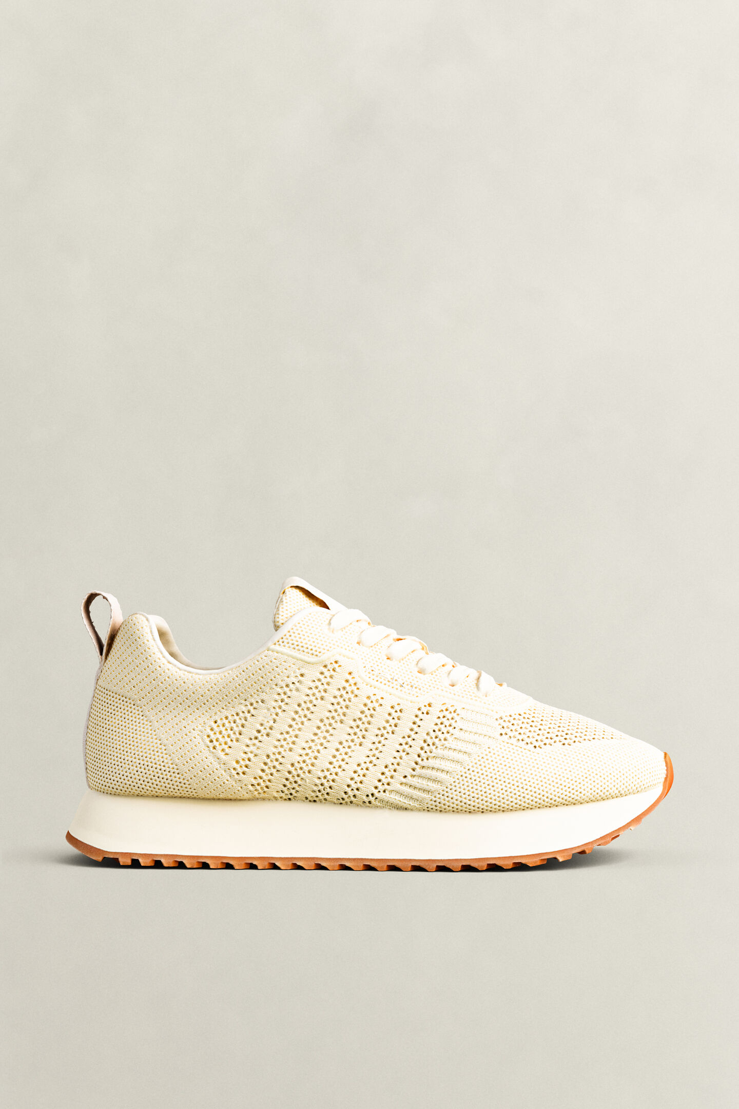 Bevinda stickade sneakers