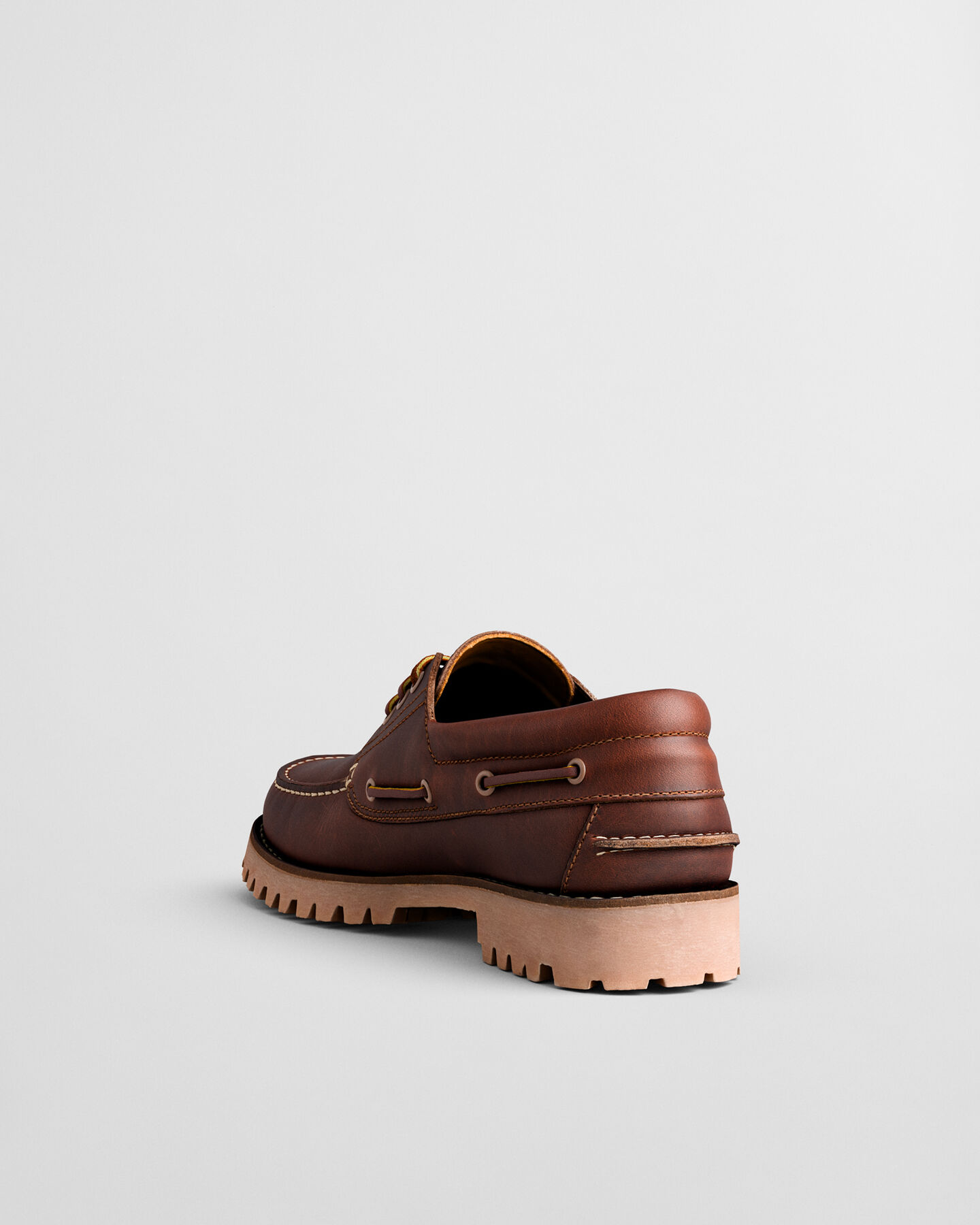 Tratton l&aring;ga sn&ouml;rskor