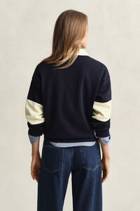 Rugger i pik&eacute;struktur med f&auml;rgblock