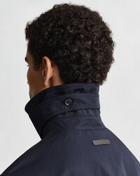 Trenchcoat i bomullsblandning