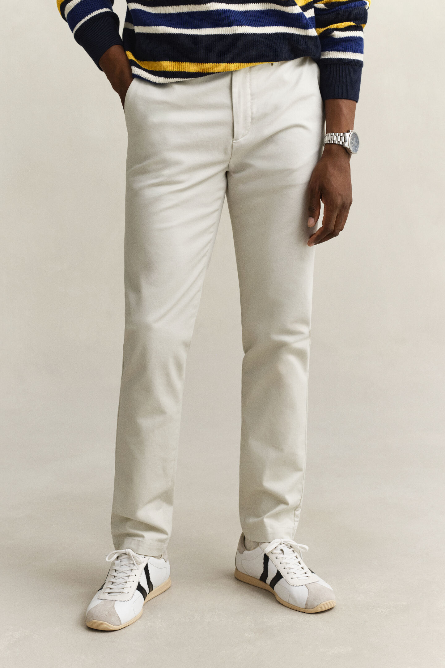 Eleganta chinos med slim fit