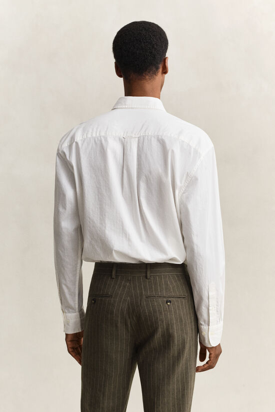 Relaxed fit dobbyv&auml;vd randig skjorta