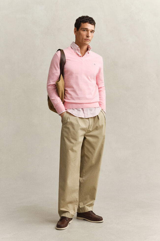 Klassisk V-ringad bomullstr&ouml;ja