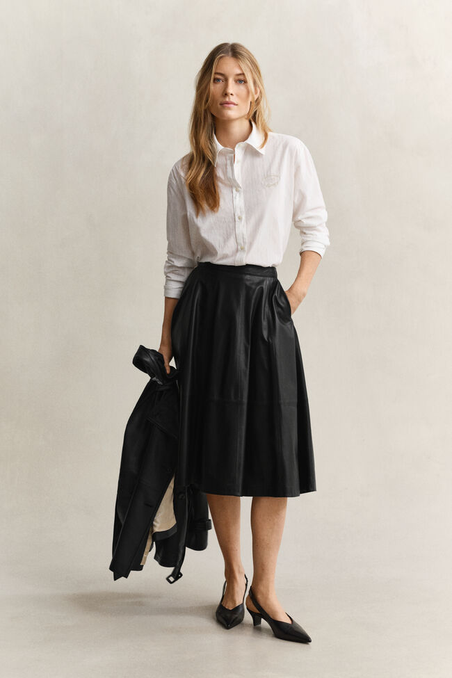 Randig skjorta med broderi